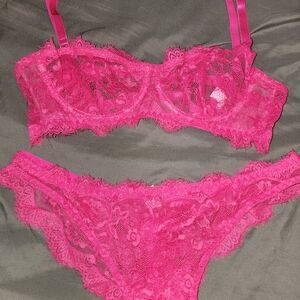 Lace Lingerie Set in Vibrant Pink